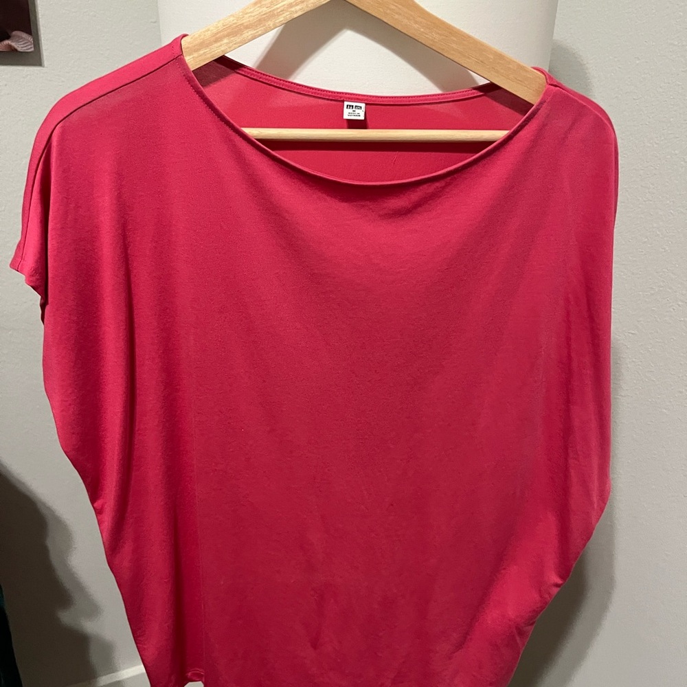Uniqlo Draped Boatneck Tunic in Raspberry